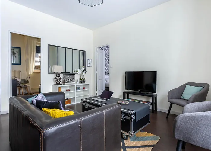 Remy - Appt 68 M2 Cosy - Place De Jaude & Tramway Lägenhet Clermont-Ferrand